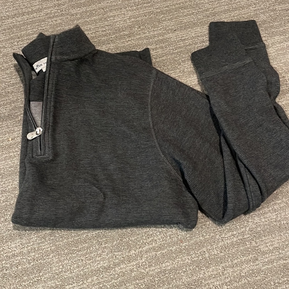 Peter Millar half zip in gray size: Small. Only worn a few times. - Picture 3 of 3